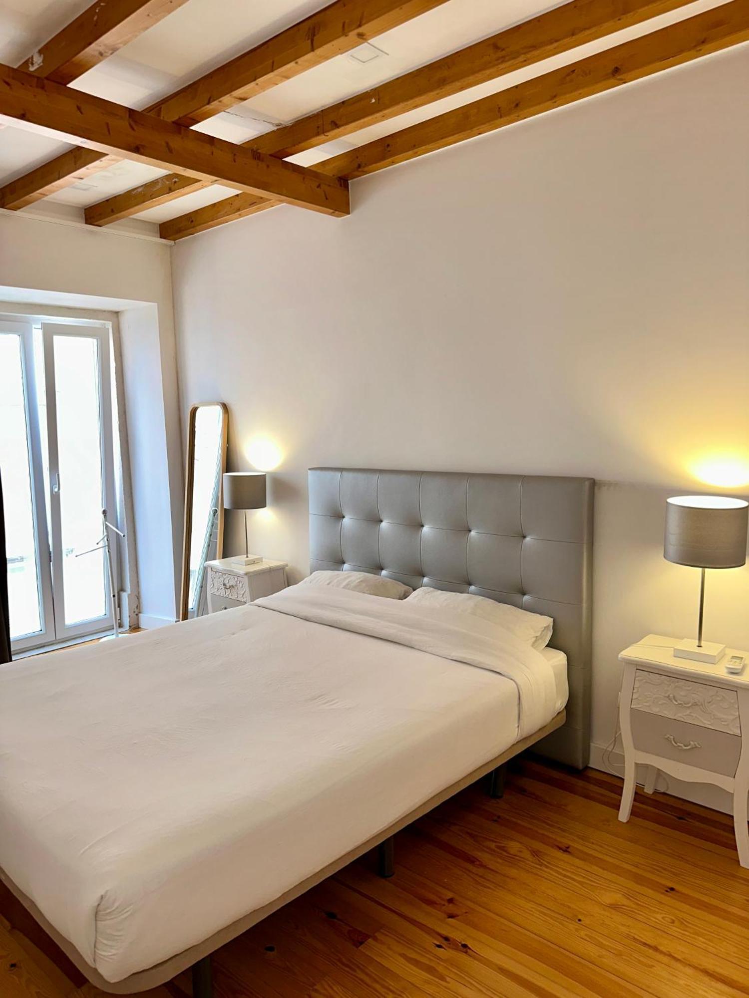Castle Suites Lisbon Exterior photo